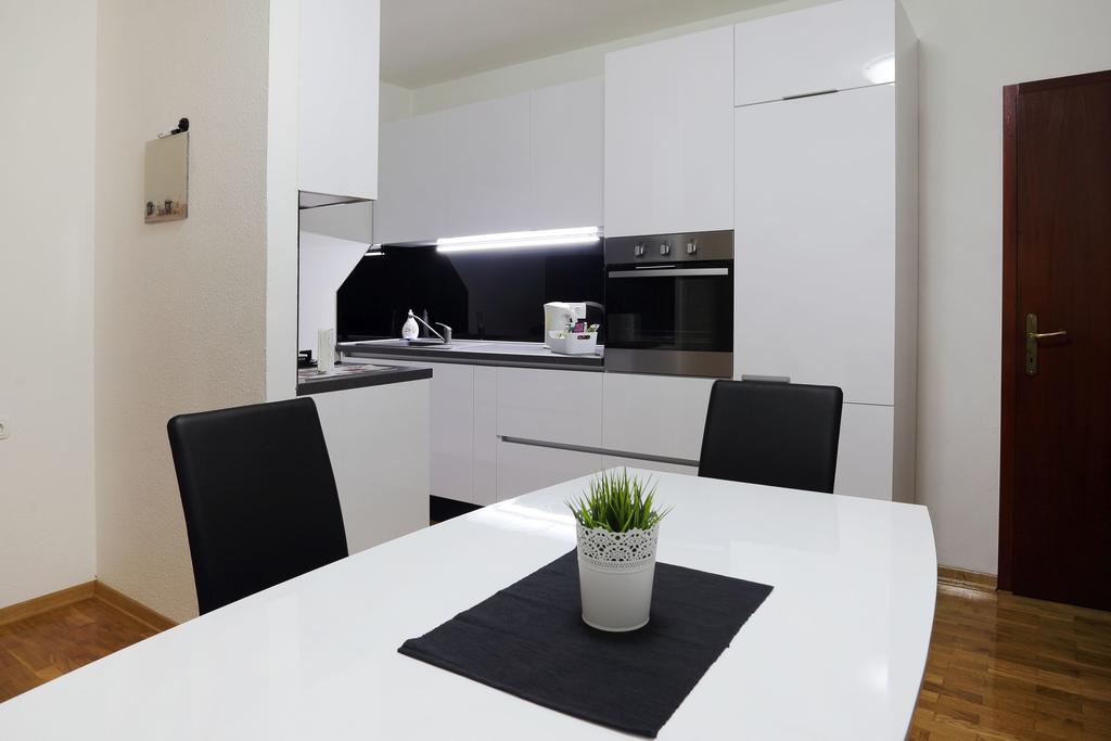 Apartment Check In Zagreb Maksimir-Free Parking Esterno foto